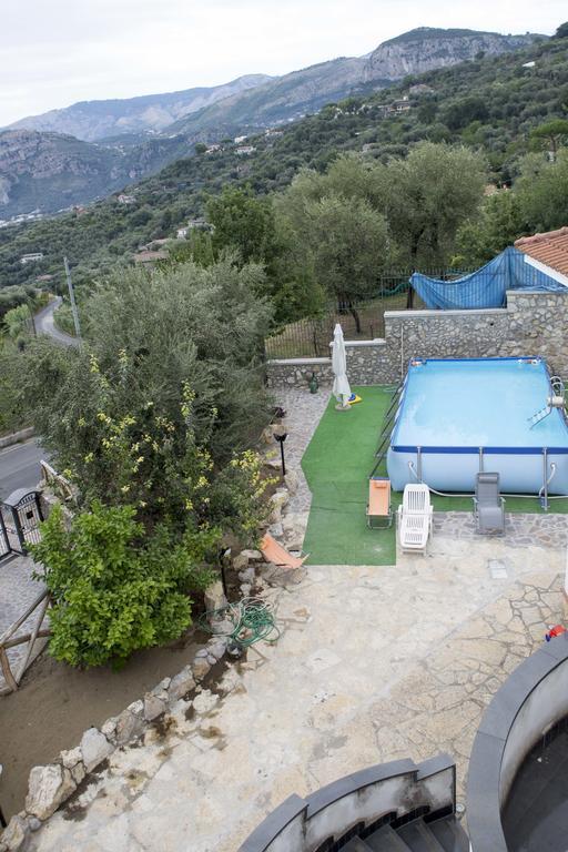 Appartamento Villa Degli Ulivi Сант'Анджелло Номер фото