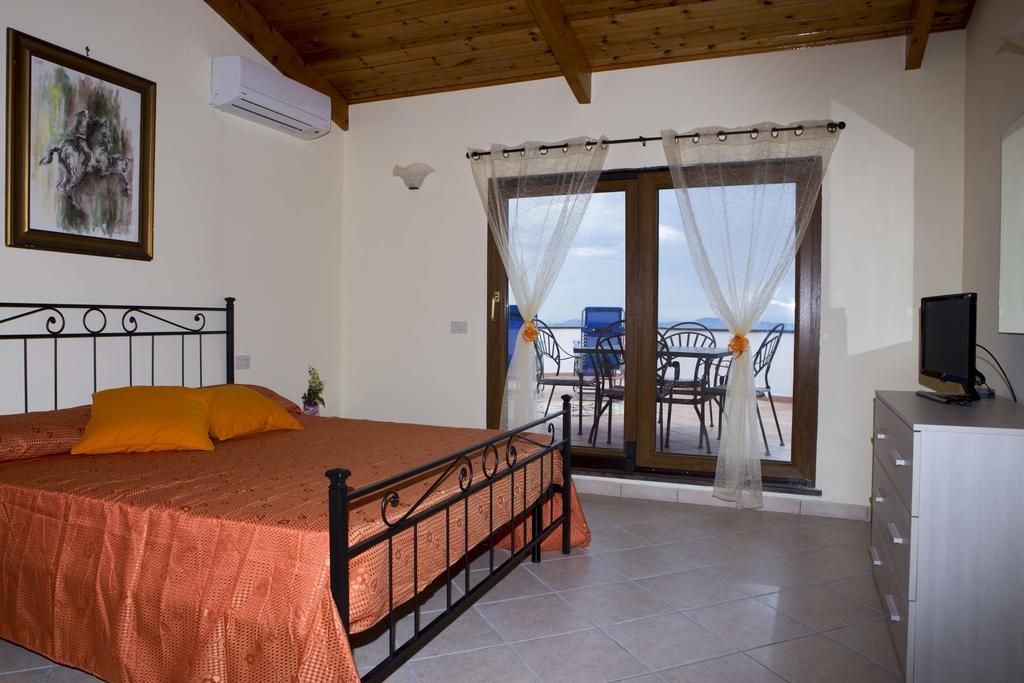 Appartamento Villa Degli Ulivi Сант'Анджелло Номер фото