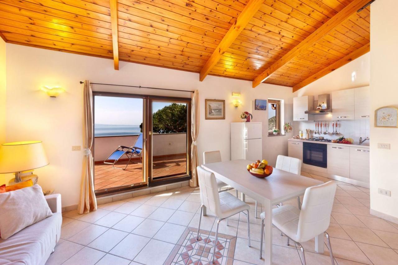 Appartamento Villa Degli Ulivi Сант'Анджелло Экстерьер фото